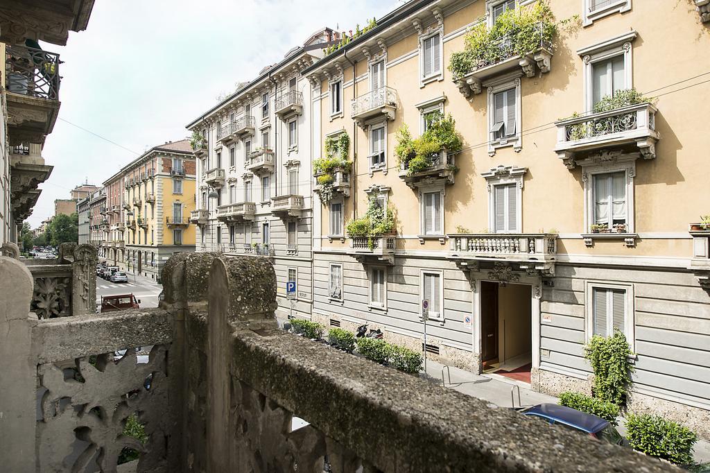 Apartment Via Ciro Menotti Halldis Apartment Mailand