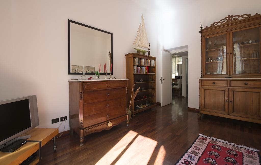 Apartment Via Ciro Menotti Halldis Apartment Mailand